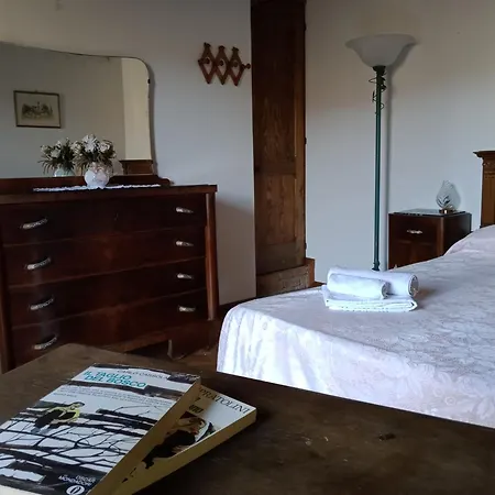 Casa La Sughera, Lamporecchio, Vinci *