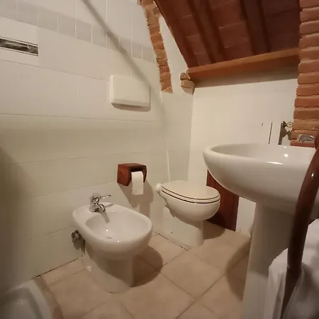 Casa La Sughera, Lamporecchio, Vinci * Fornello (Pistoia)