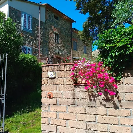 Casa La Sughera, Lamporecchio, Vinci Fornello (Pistoia)